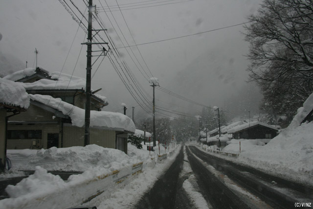 雪景色　雪道　道路 富山県の道路 国道41号 富山市猪谷